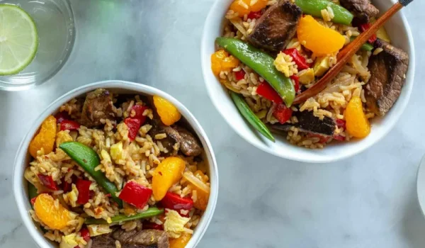 Chinese Rice bowls with colorful vegetables